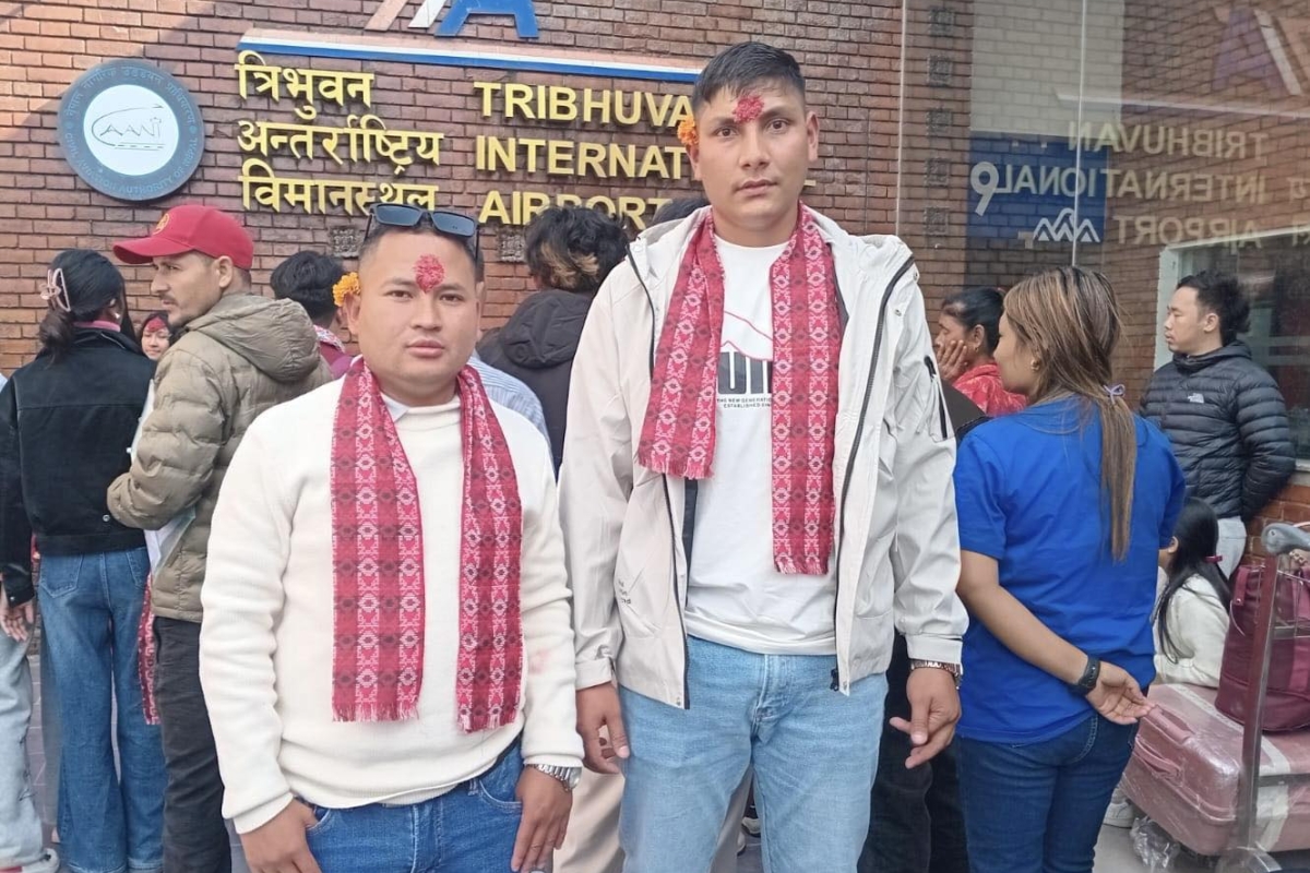 技能実習生2名が、本日より3年間、日本での研修を開始することをお知らせ